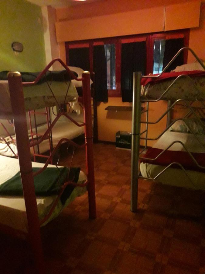 Campo Base Youth Hostel Mendoza Esterno foto